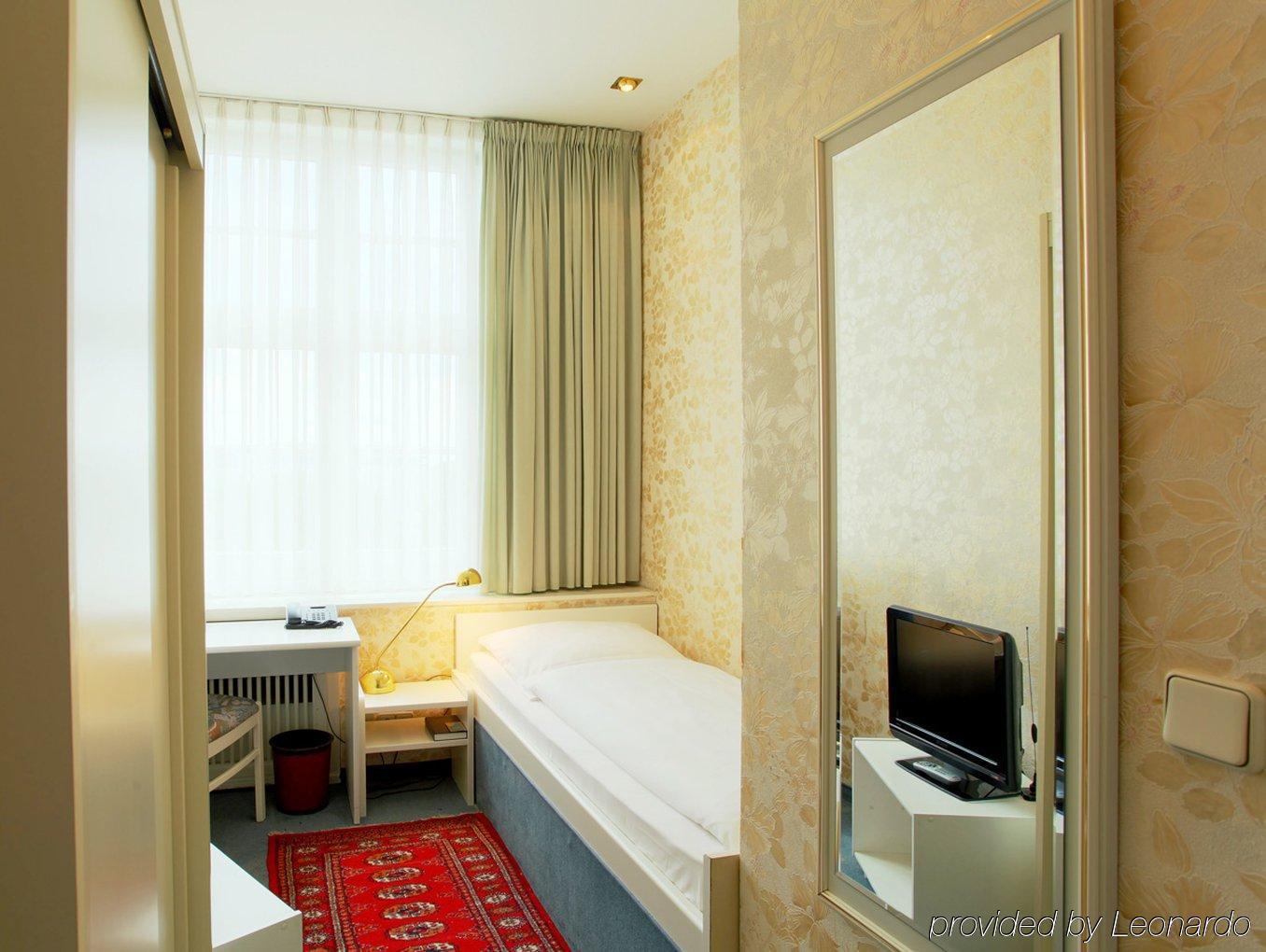 Hotel Bellmoor Im Dammtorpalais Hamburgo Habitación foto